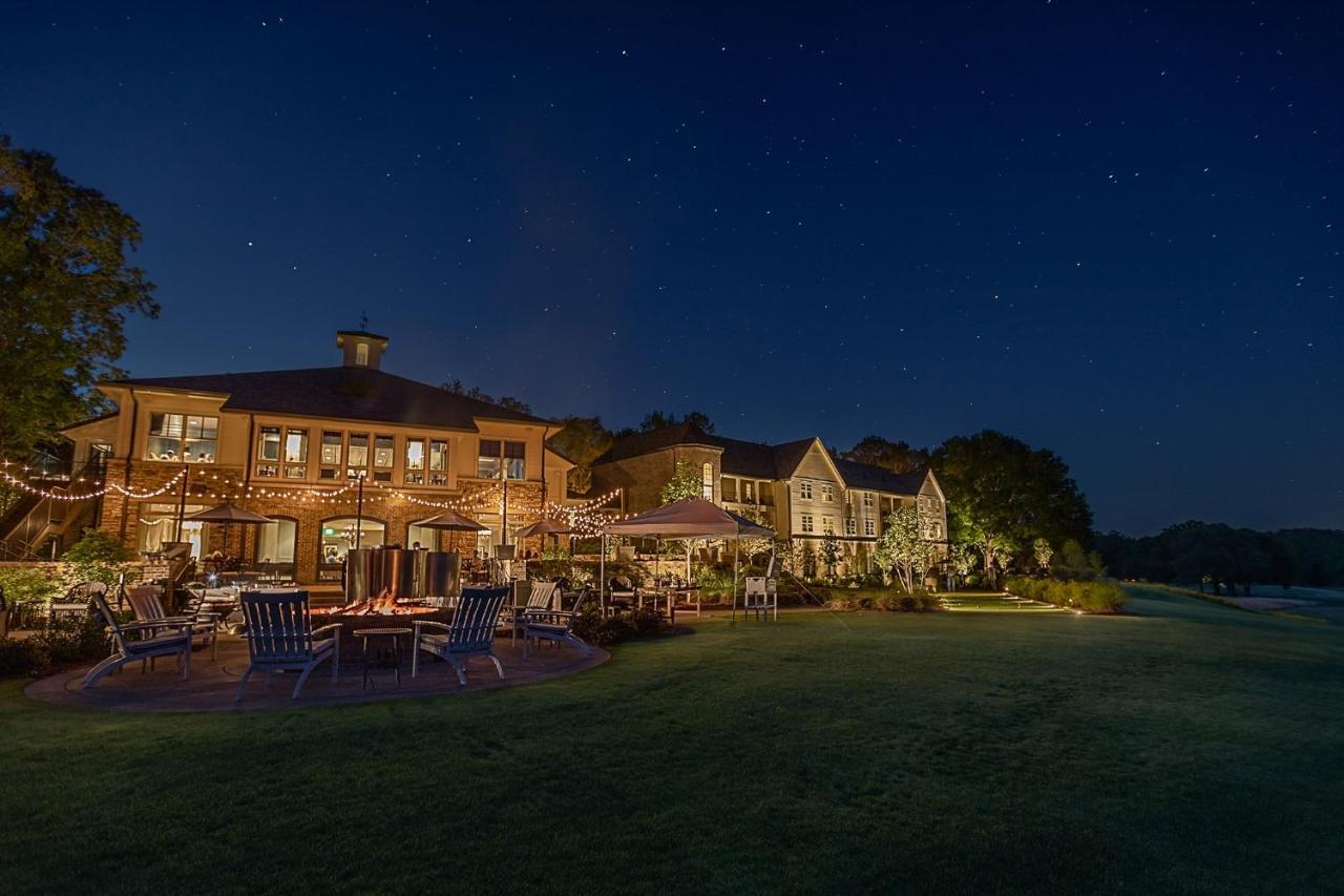 ホテル Pursell Farms Fayetteville エクステリア 写真