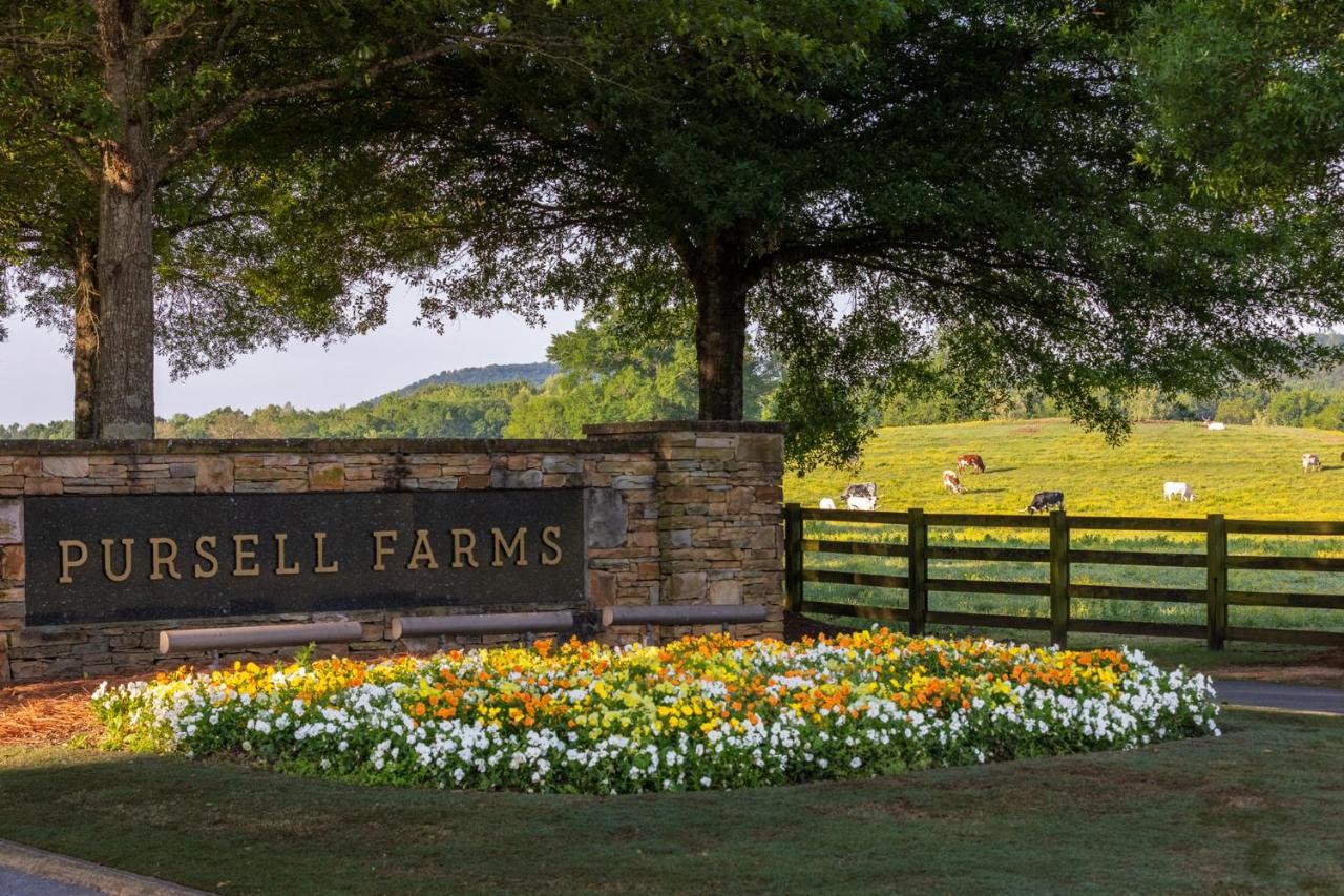 ホテル Pursell Farms Fayetteville エクステリア 写真